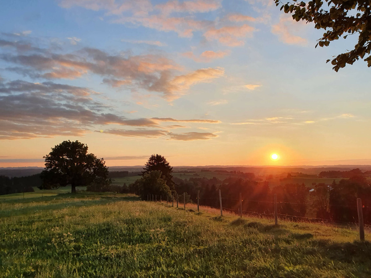 Sonnenuntergang am Auerberg