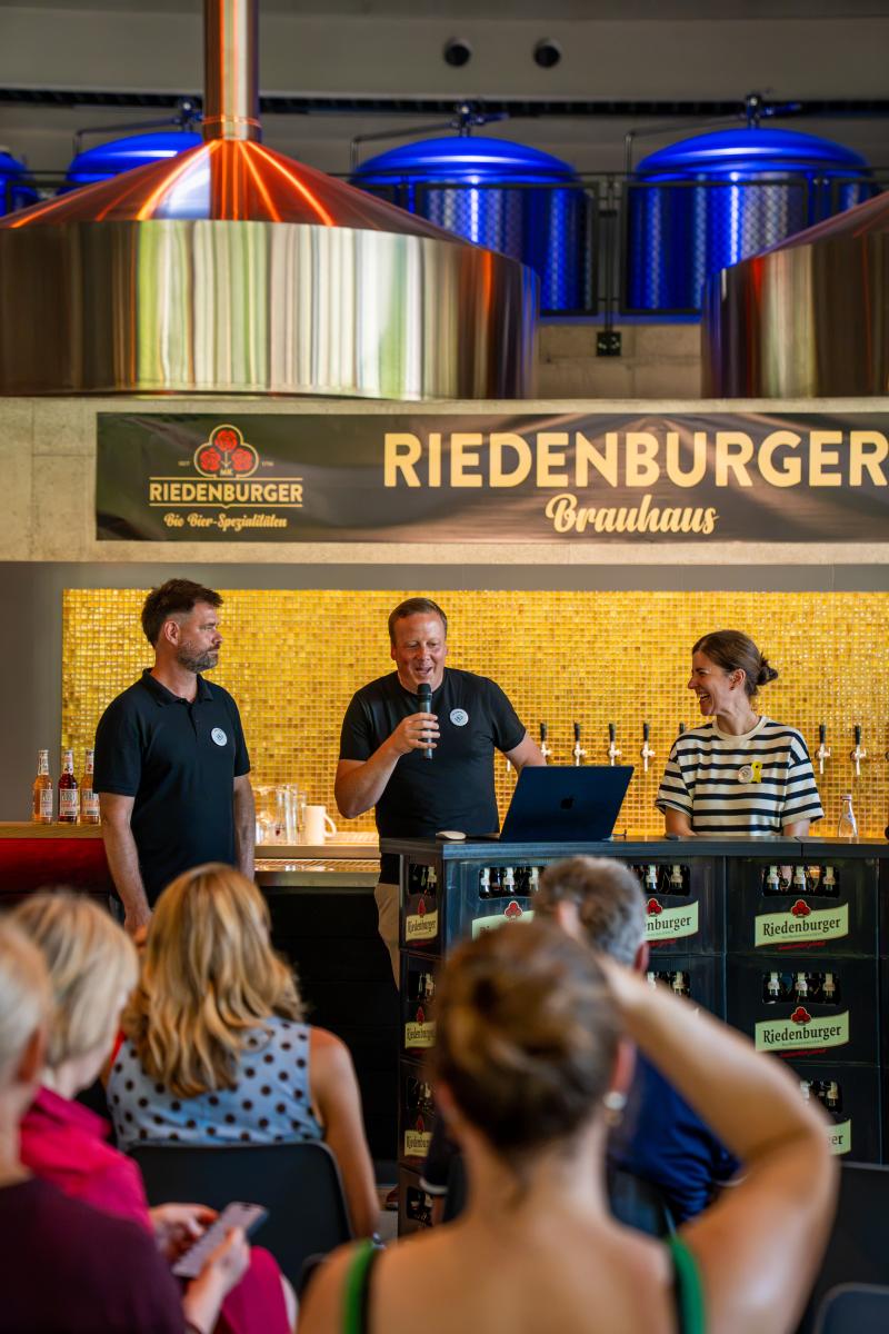 Begrüßung durch die Akteure der Region Riedenburger Land am Forum Heimatunternehmen 2026